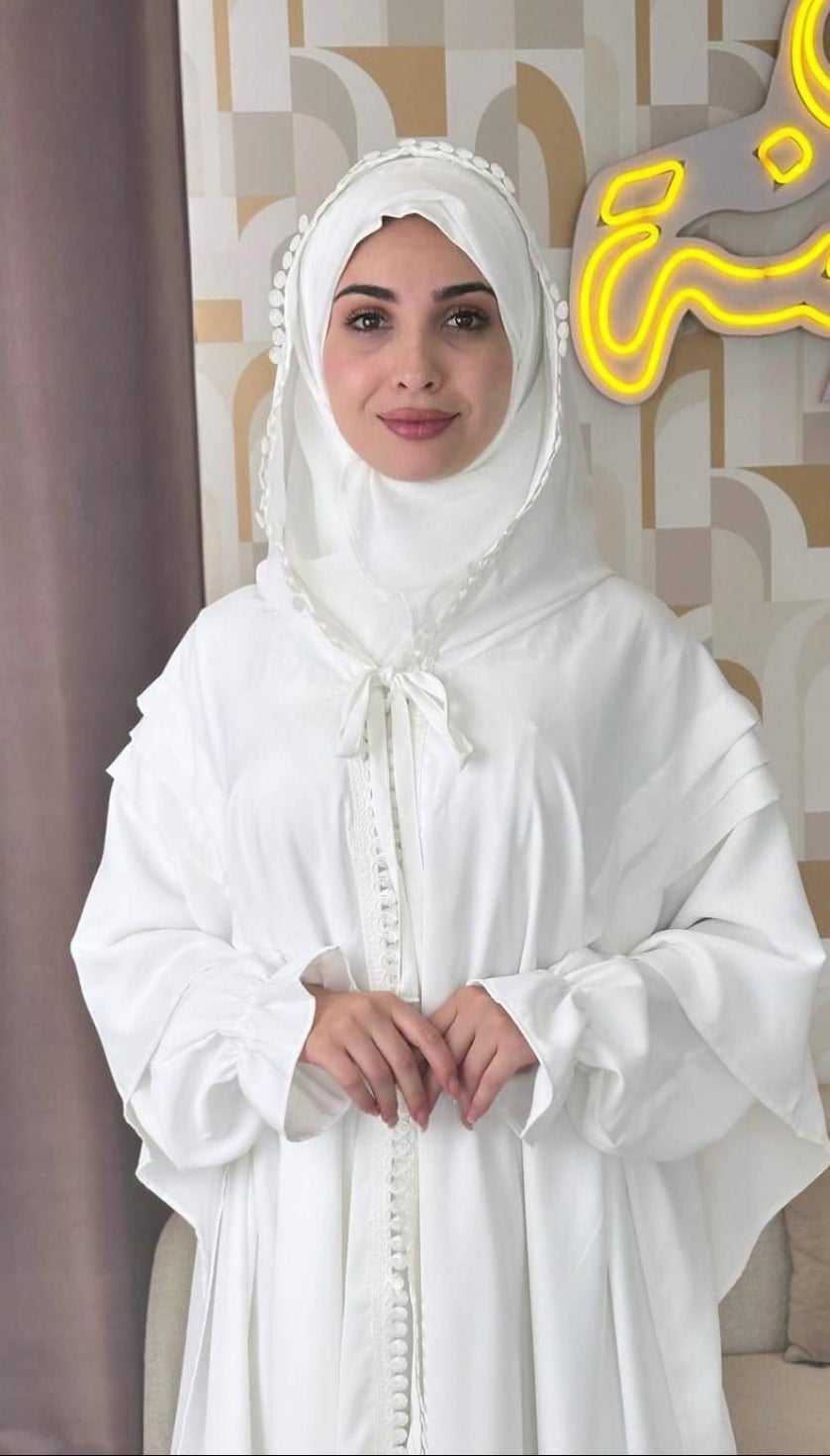 2 piece abaya with a hood or cap